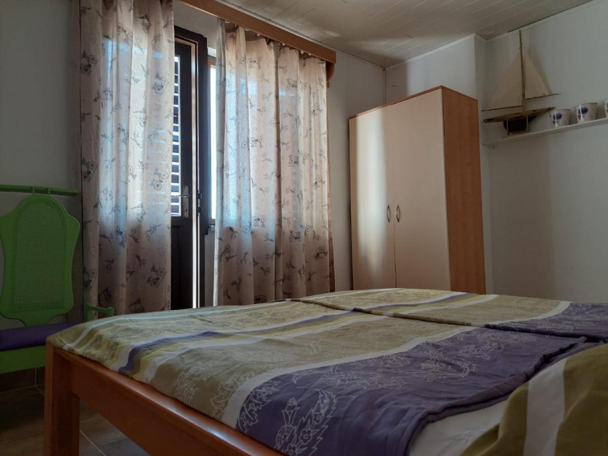 Apartment Galeb Lukovo Sugarje Exterior photo